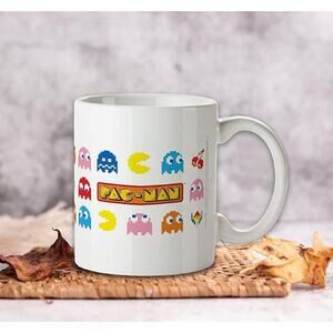 Pyramid America Pac-Man Retro Video Game 11oz Ceramic Mug New In Box